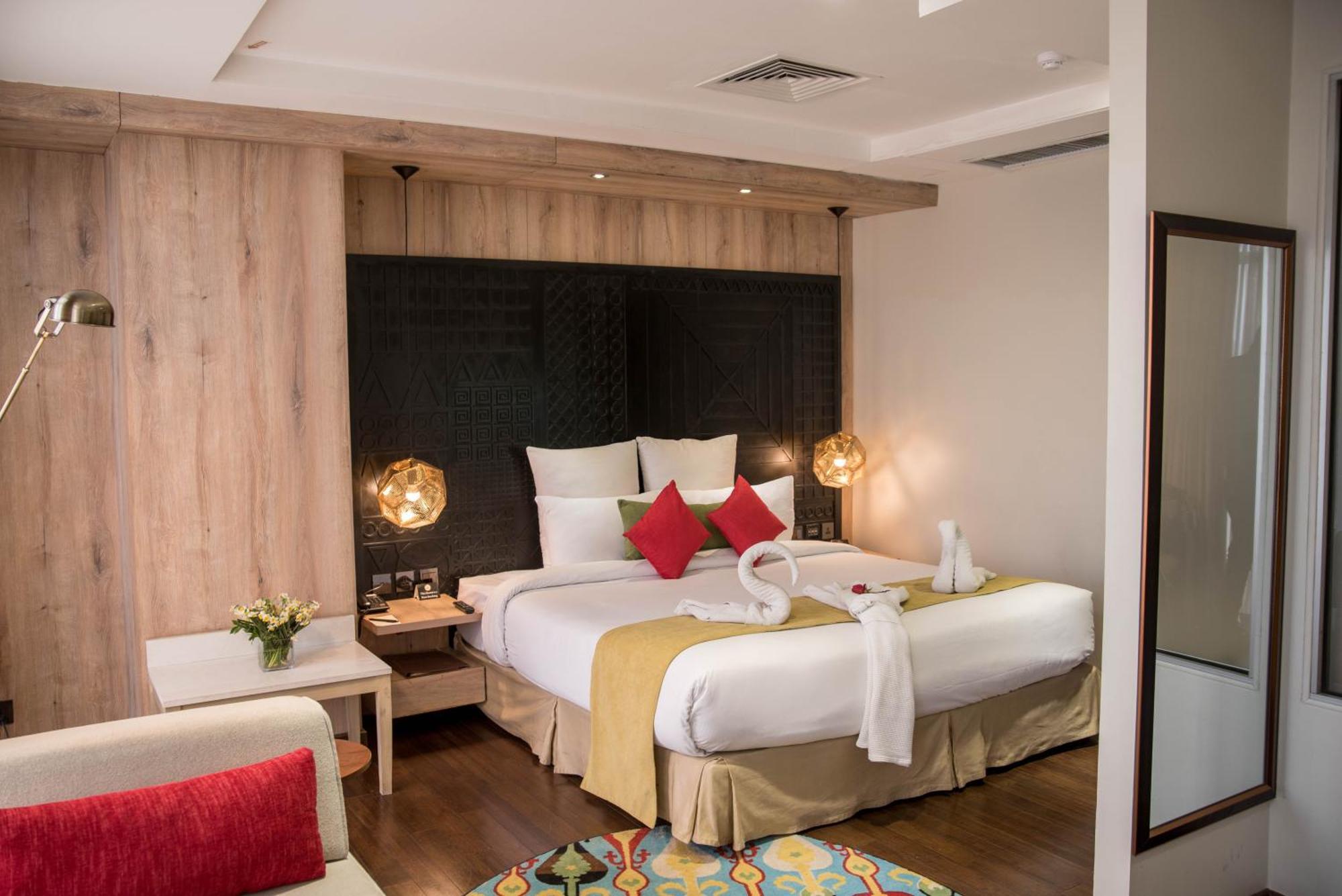Hotel Dgates Lahor Dış mekan fotoğraf