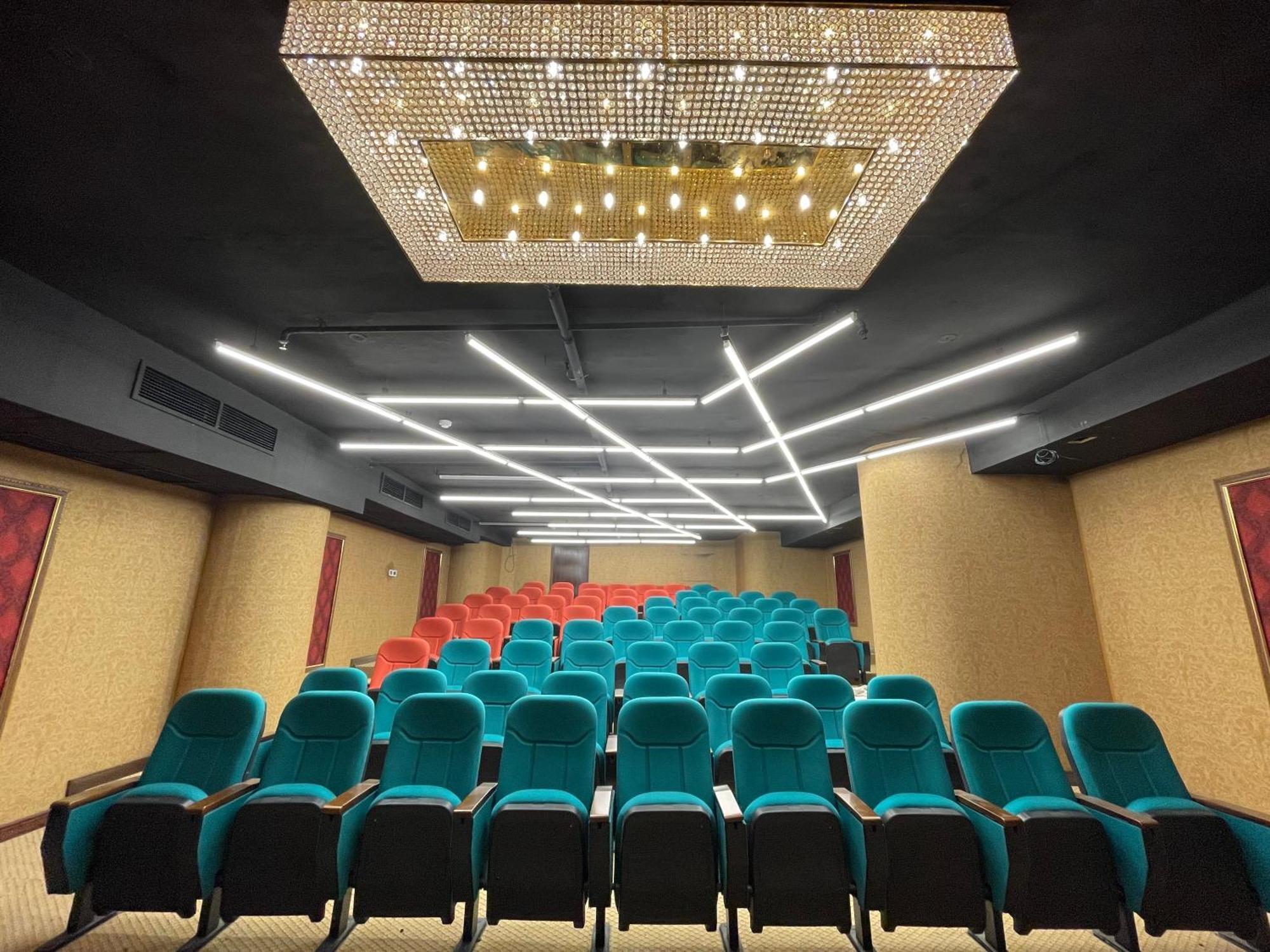 Hotel Dgates Lahor Dış mekan fotoğraf