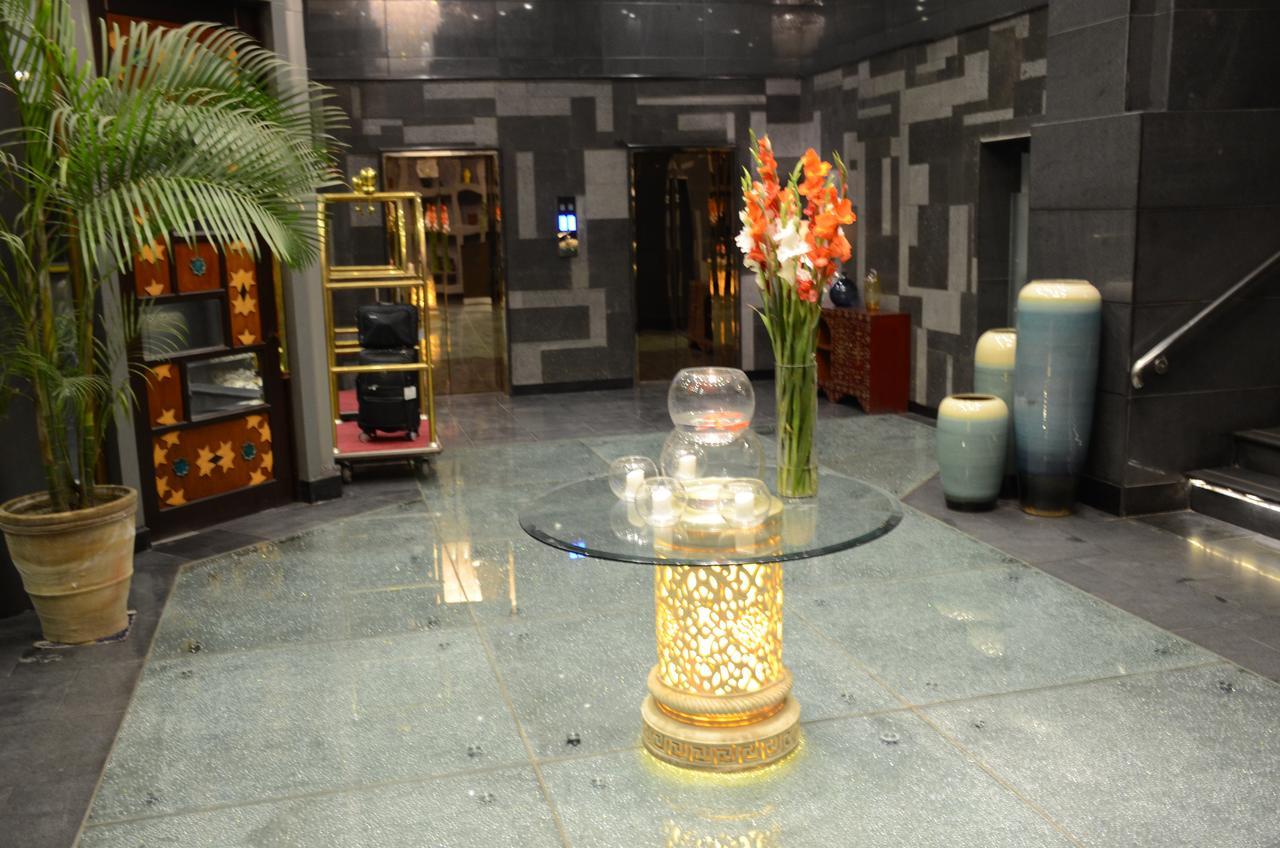 Hotel Dgates Lahor Dış mekan fotoğraf